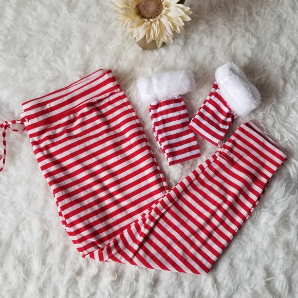 Xhilaration Other - Candy Cane Cozie Pants/Socks Loungewear